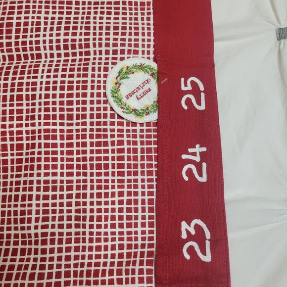 NWOT Threshold 25 Days of Christmas Advent Calendar Table Runner Date 14x72” - Picture 2 of 7